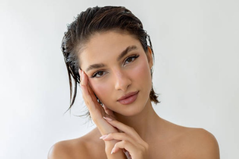 image istockphoto2186088034612x612.jpg (21.0kB)